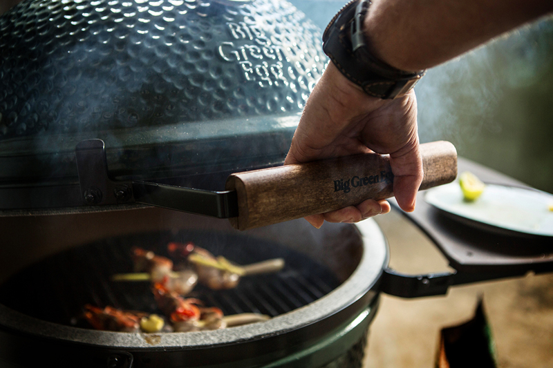 Big Green Egg 800x533